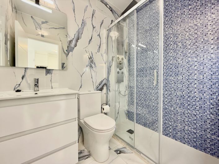 Image No.15-2 Bed Villa for sale