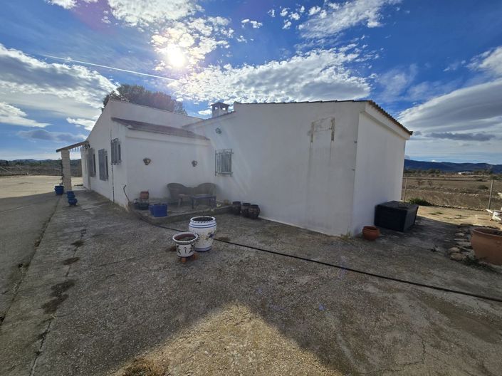 Image No.2-3 Bed Villa for sale