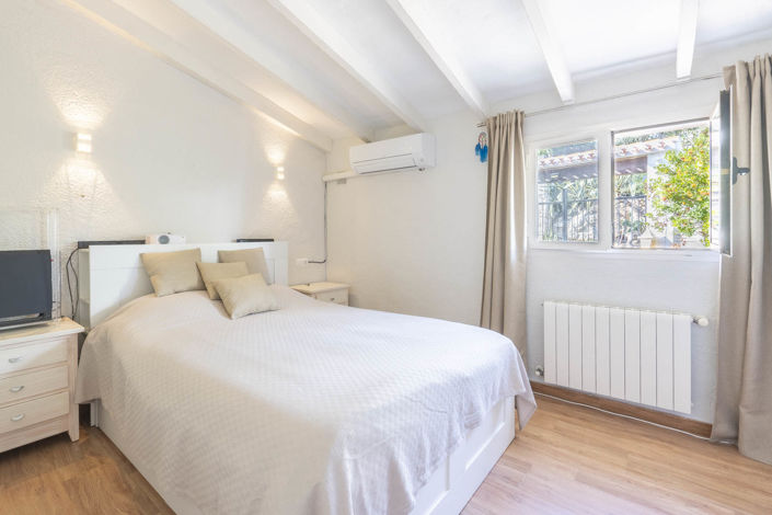 Image No.16-5 Bed Villa for sale