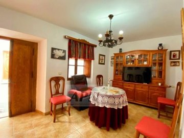 village-house-in-alora-2-large