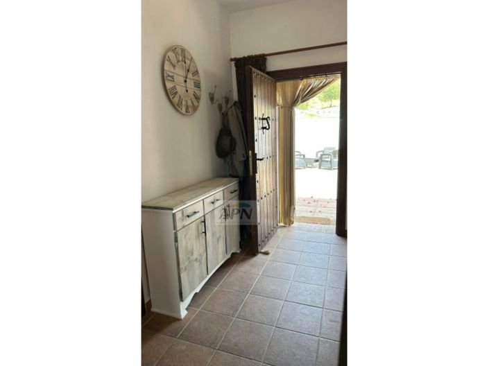 Image No.20-3 Bed Country House for sale