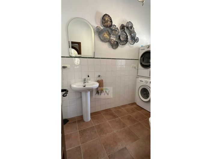 Image No.34-3 Bed Country House for sale