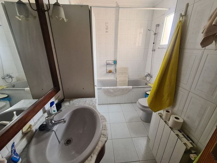 Image No.15-4 Bed Townhouse for sale