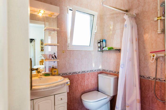 Image No.38-4 Bed Villa for sale