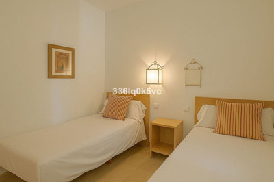 13-5fd73dea700db77384c091ca9818b1a9