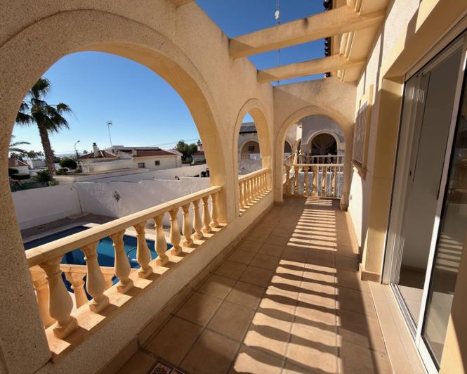 Image No.21-5 Bed Villa for sale