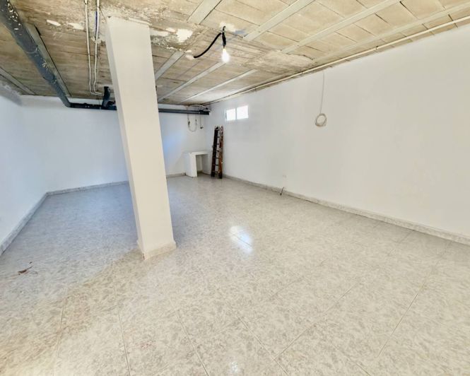 Image No.26-5 Bed Villa for sale