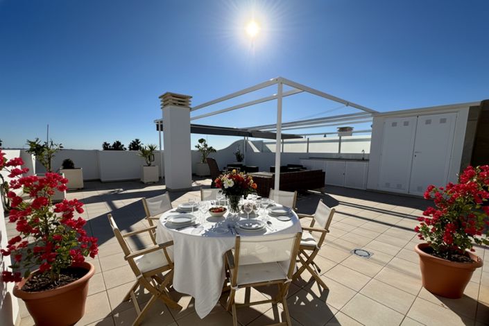 Image No.16-3 Bed Apartment for sale