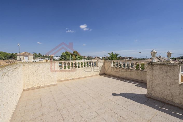 Image No.20-2 Bed Villa for sale