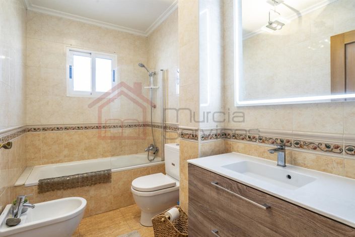 Image No.15-3 Bed Villa for sale