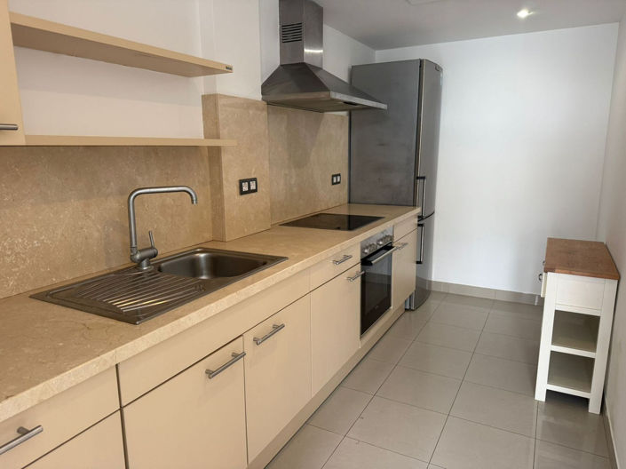 Image No.3-Maison de ville de 3 chambres à vendre à Estepona