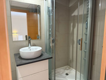 8-e64a9055bba3e77ac8aca3b893cdf826