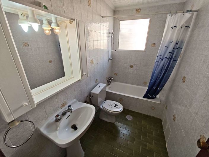 Image No.16-4 Bed Apartment for sale