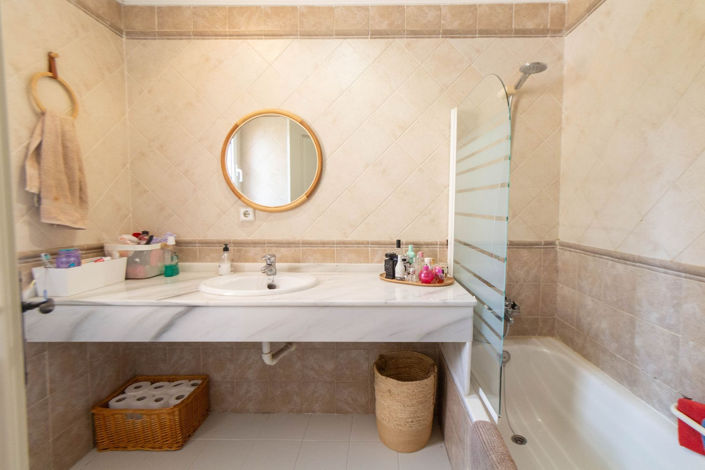 Image No.32-3 Bed Townhouse for sale