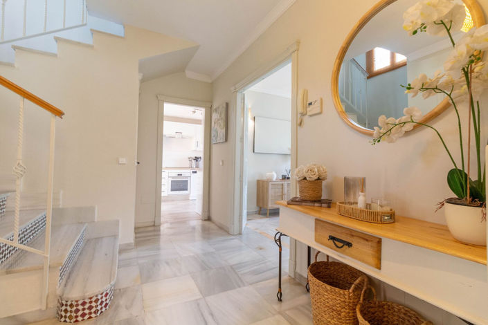 Image No.7-3 Bed Townhouse for sale