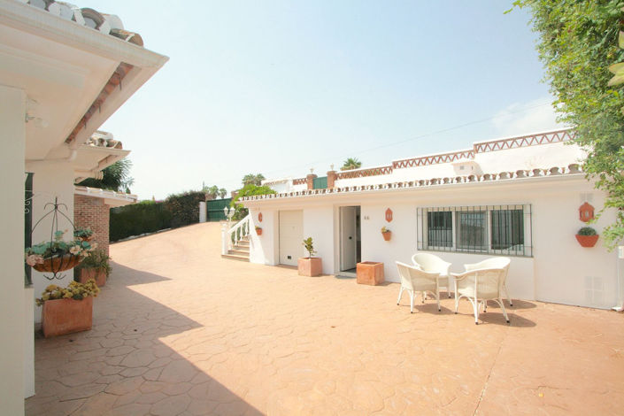 Image No.27-3 Bed Villa for sale