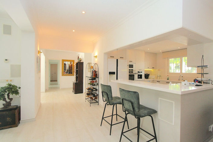 Image No.9-3 Bed Villa for sale