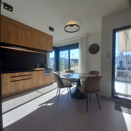 Image No.17-2 Bed Apartment for sale