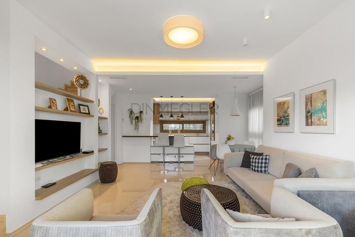 Image No.13-3 Bed Duplex for sale