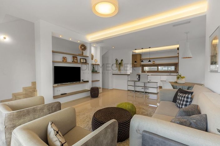 Image No.14-3 Bed Duplex for sale