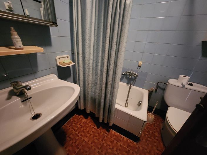 Image No.27-Maison de ville de 3 chambres à vendre à Sax