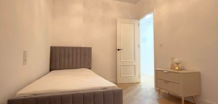 Image No.9-2 Bed Apartment for sale