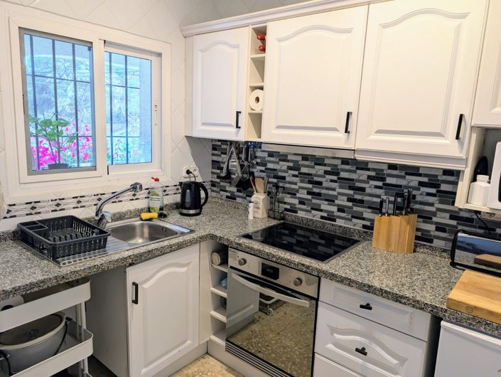 Image No.14-3 Bed Townhouse for sale