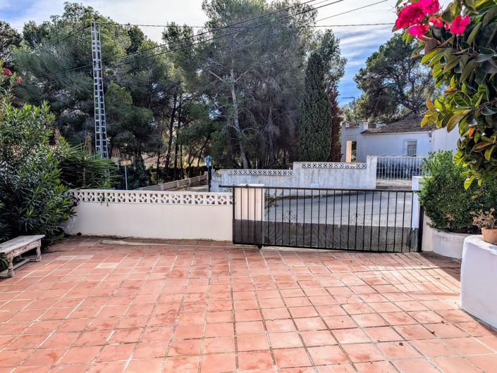 Image No.47-3 Bed Townhouse for sale