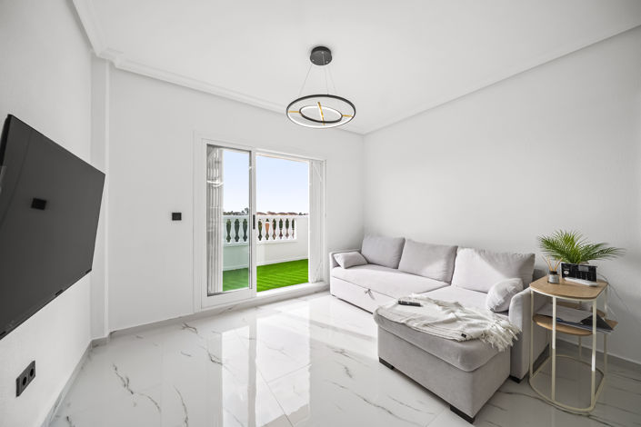 Image No.5-1 Bed Duplex for sale