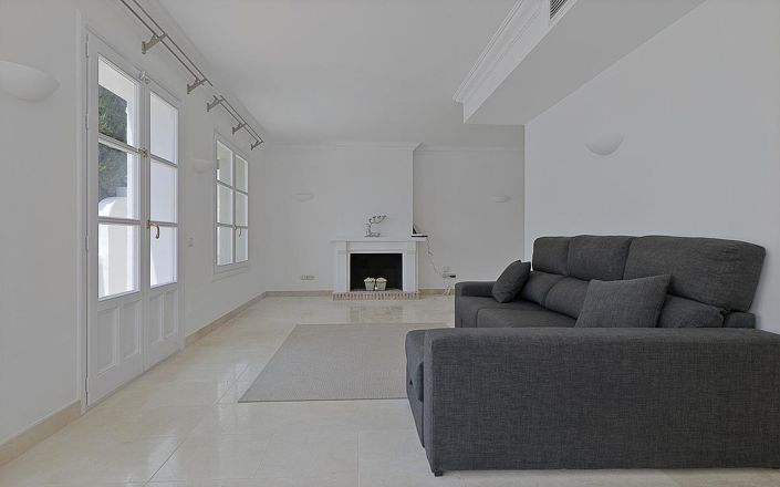 Image No.4-3 Bed Townhouse for sale