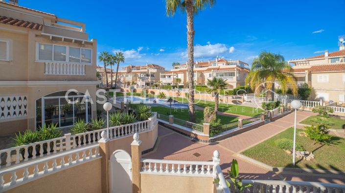 Image No.29-2 Bed Townhouse for sale