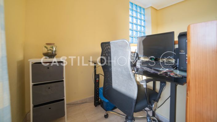 Image No.45-2 Bed Townhouse for sale