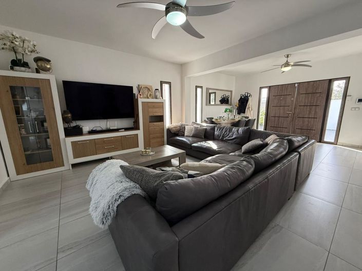 Image No.41-5 Bed Villa for sale