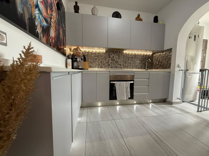 Image No.44-5 Bed Villa for sale