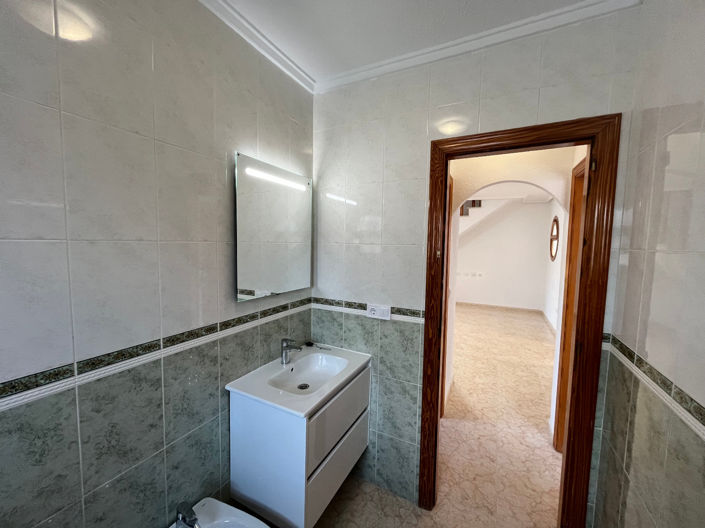 Image No.27-3 Bed Quad for sale