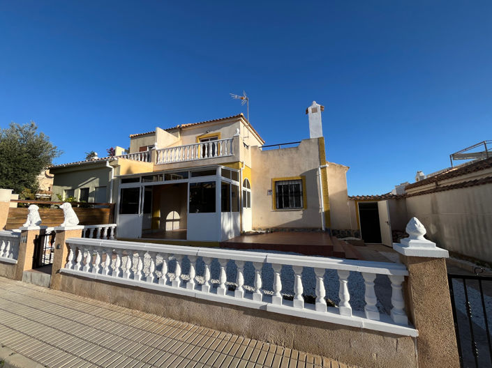 Image No.49-3 Bed Quad for sale