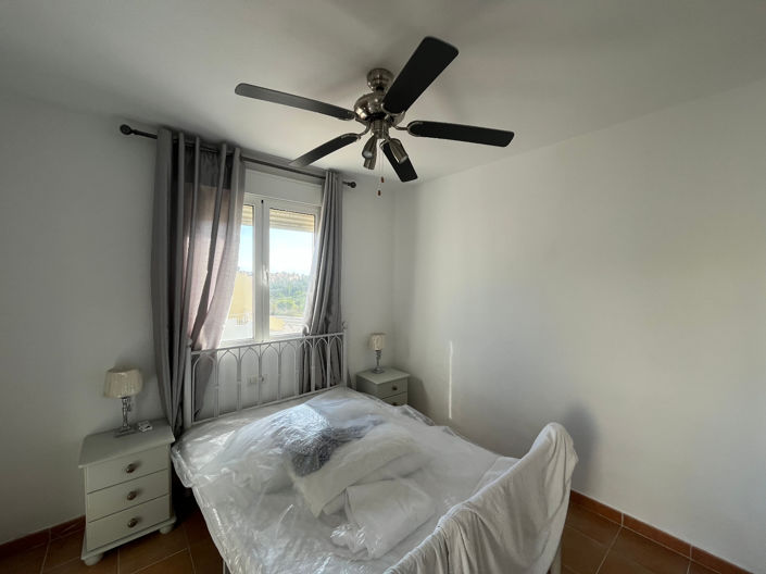 Image No.42-3 Bed Quad for sale