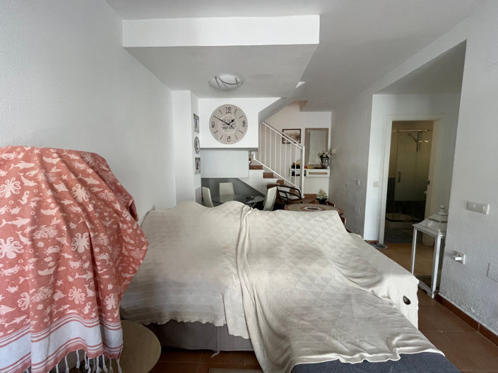 Image No.5-3 Bed Quad for sale