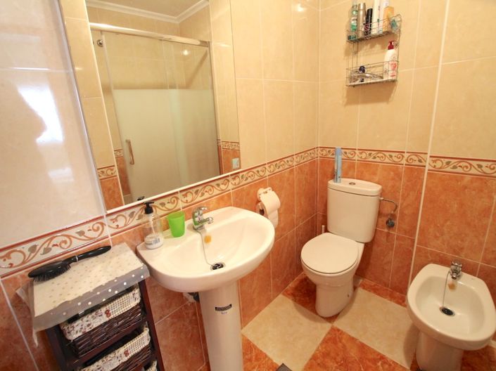 Image No.16-2 Bed Apartment for sale