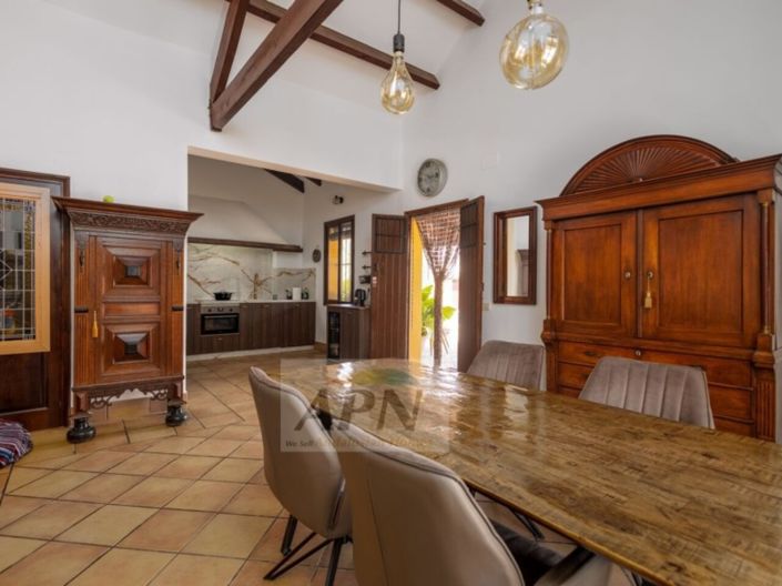 Image No.15-4 Bed Country House for sale