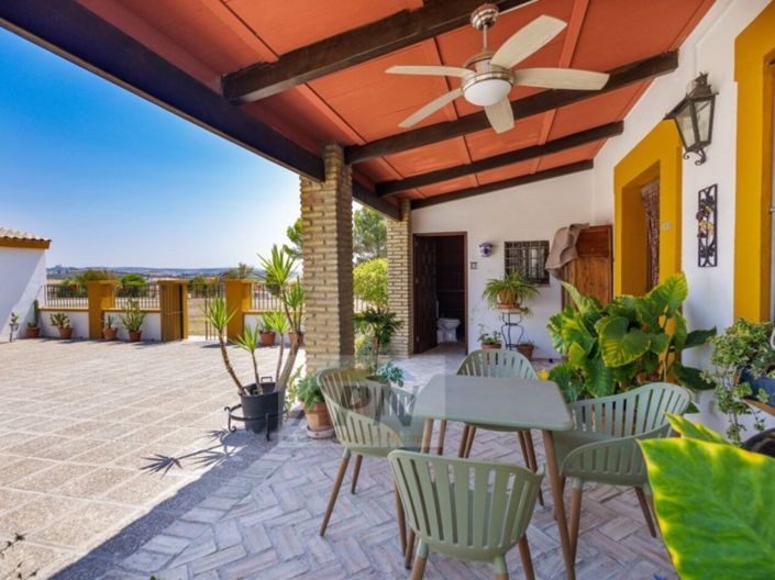 Image No.27-4 Bed Country House for sale