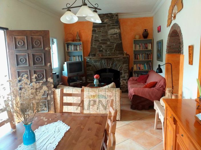 Image No.10-3 Bed Country House for sale