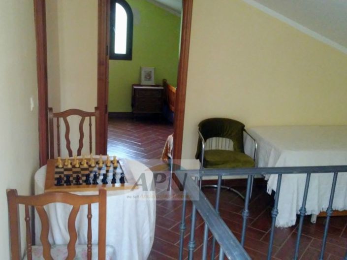 Image No.15-3 Bed Country House for sale