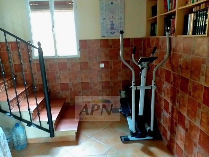 Image No.25-3 Bed Country House for sale