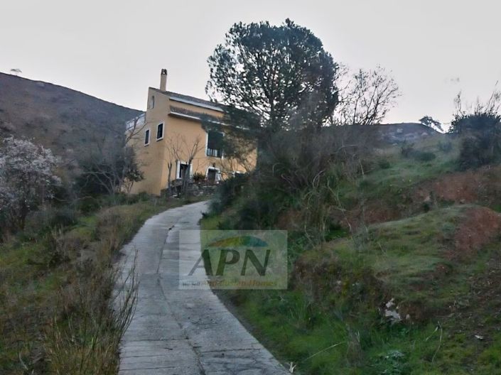 Image No.5-3 Bed Country House for sale