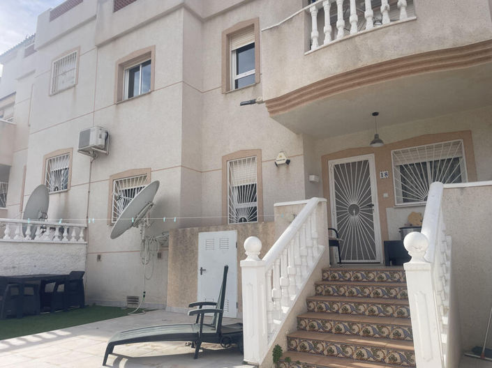 Image No.3-Villa de 2 chambres à vendre à Ciudad Quesada