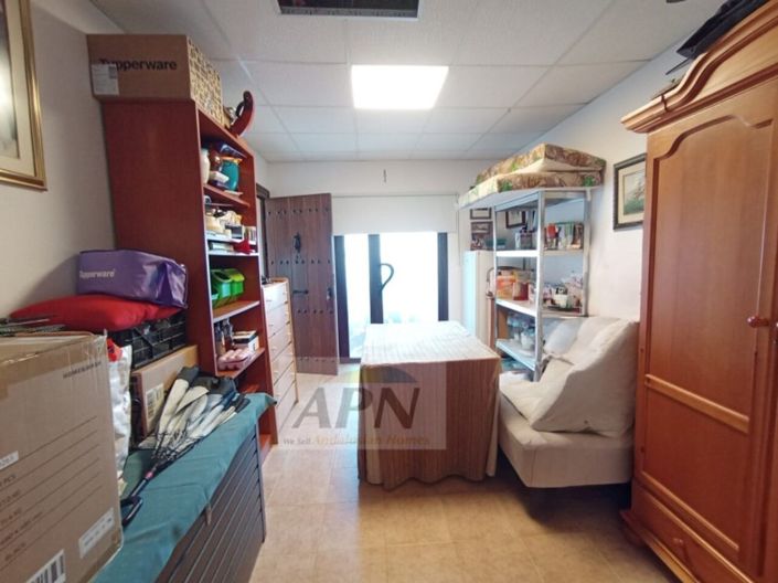 Image No.33-3 Bed Country House for sale