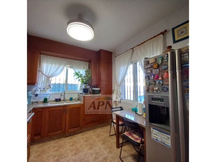 Image No.8-3 Bed Country House for sale