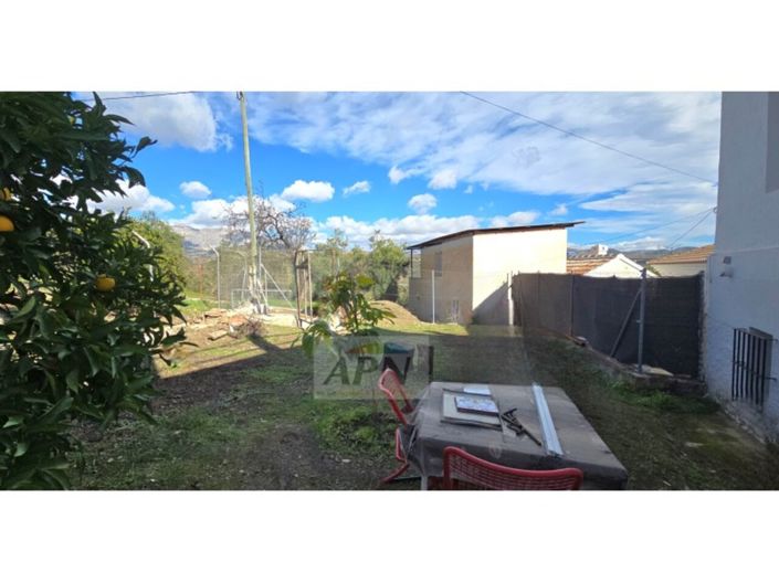 Image No.17-4 Bed Country House for sale