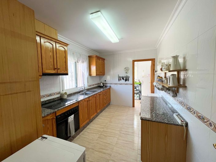 Image No.25-3 Bed Villa for sale